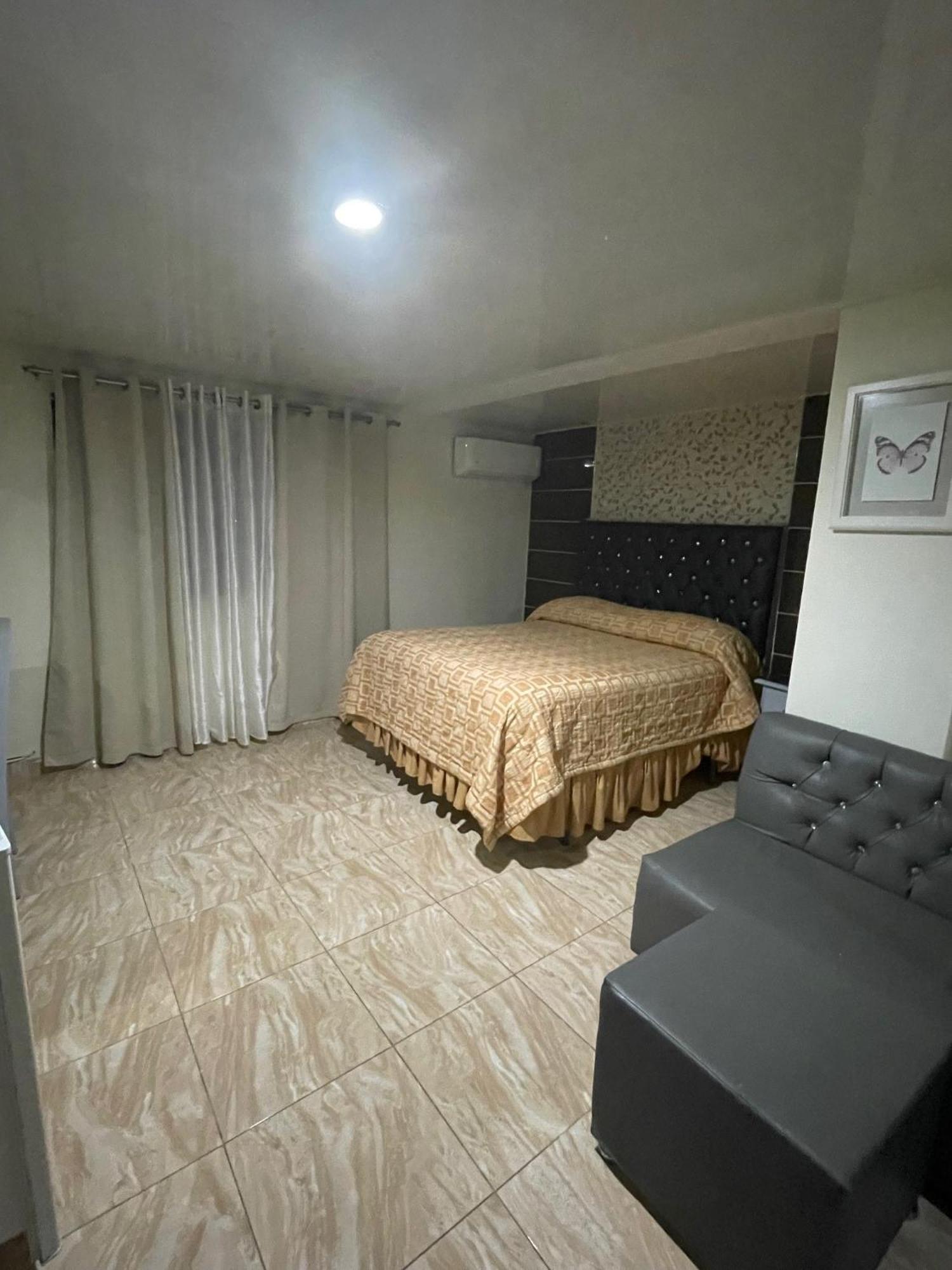 לה רומנה Hotel Frano Romana Center מראה חיצוני תמונה
