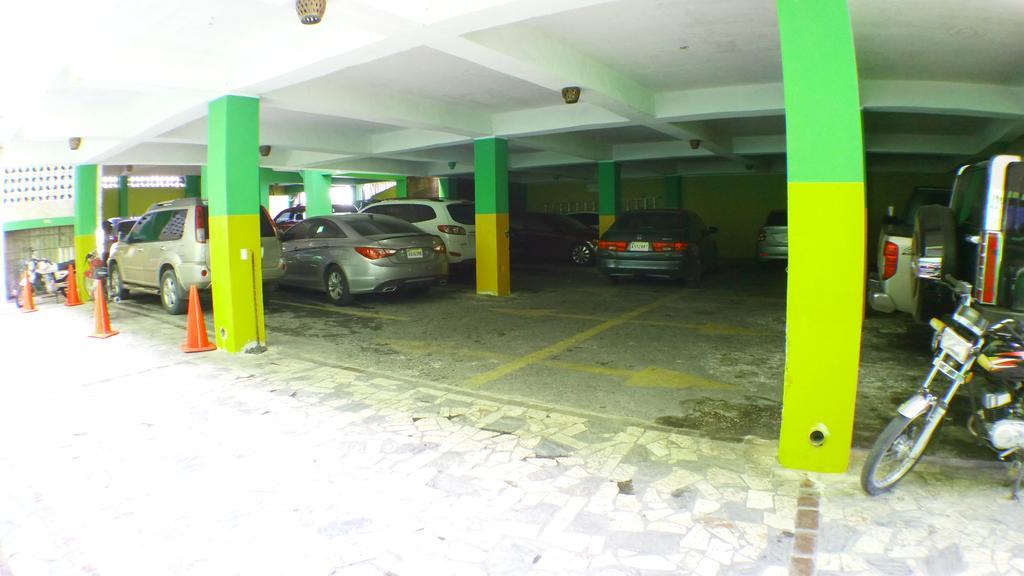 לה רומנה Hotel Frano Romana Center מראה חיצוני תמונה